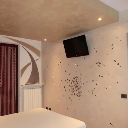 L&r Apartment, Comodo E Riservato Appartement