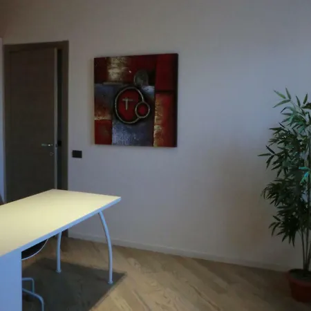 L&r Apartment, Comodo E Riservato Appartement