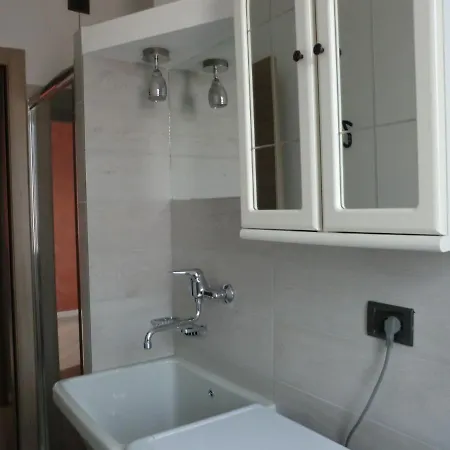 L&r Apartment, Comodo E Riservato Apartmán